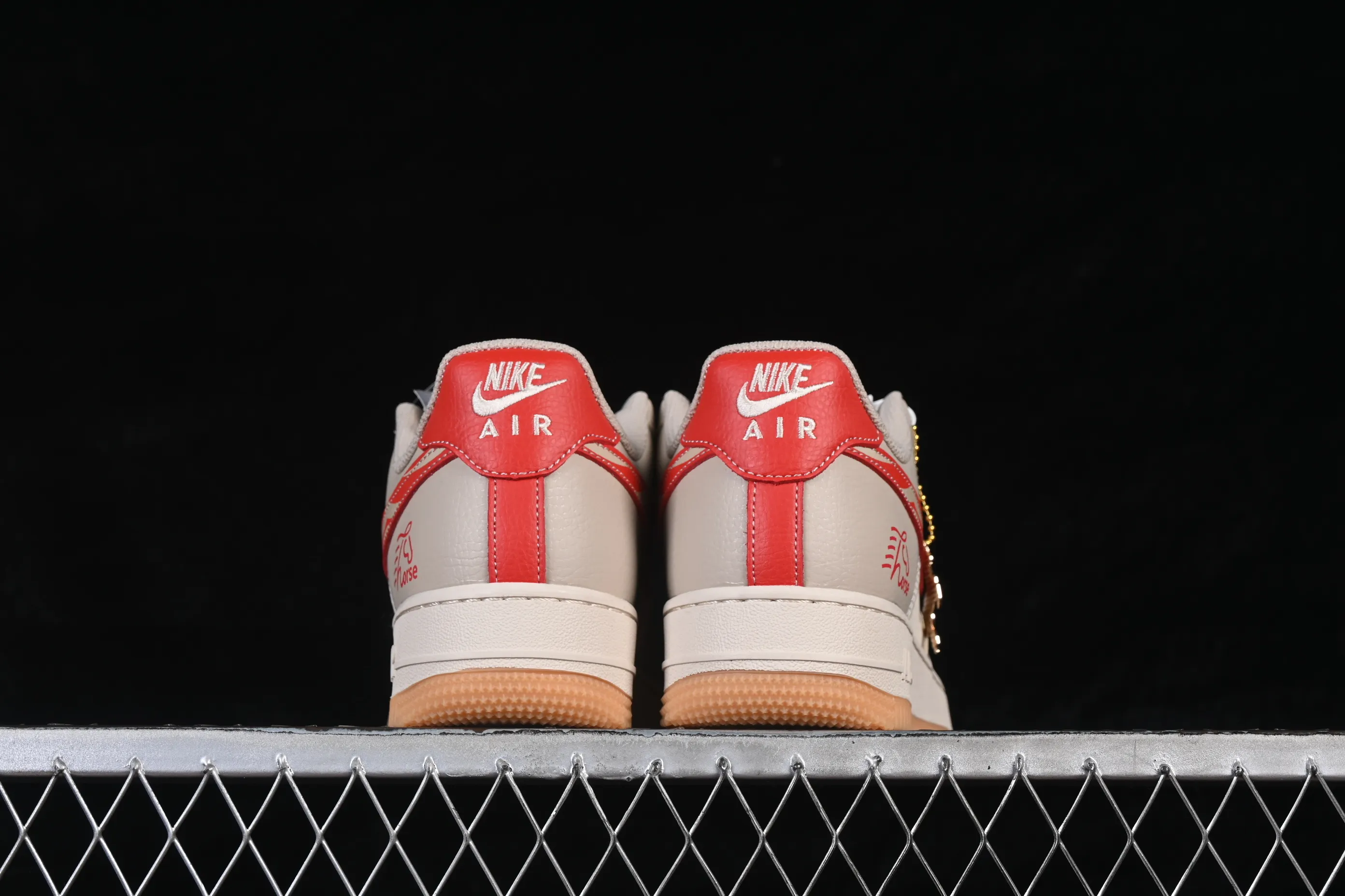 All Categories Nk Air Force 1 Air Force Series Nk Air Force 1 Low Air Force Low Nike Air Force 1'07 Low Year of the Horse Limited Khaki Air Force One Low Casual Shoes XD0028-008